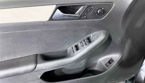 Imagen 8 de 15 de 111157 - Volkswagen Jetta 2016 Con Garantía