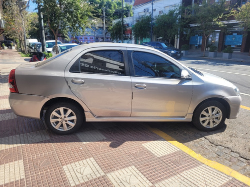 Toyota Etios 1.5 Sedan Xls