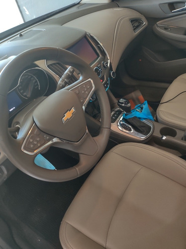 Imagem 7 de 17 de Chevrolet Cruze 2019 1.4 Lt Black Bow Tie Turbo Aut. 4p
