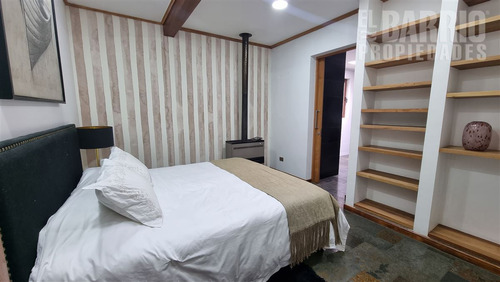 Casa En Venta De 4 Dorm. En Chicureo Centro