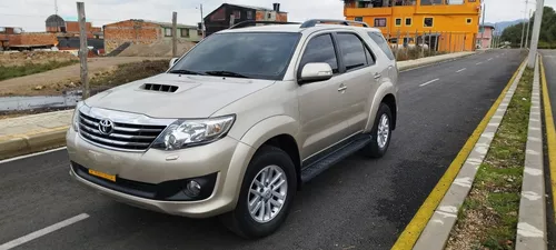 Toyota Fortuner 3.0 Sr5 169 hp