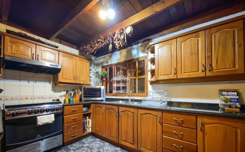 Casa En Venta De 4 Dorm. En Mulchén