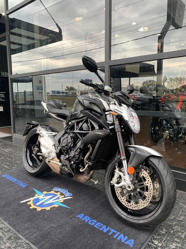 Imagen 2 de 25 de Mv Agusta Brutale 800 2018, No Monster, No Z900, No Mt09 Gjf
