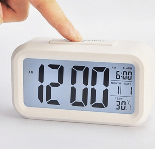 Imagen 5 de 7 de Reloj De Mesa Eléctrico Alarma Electrónica Digital Led