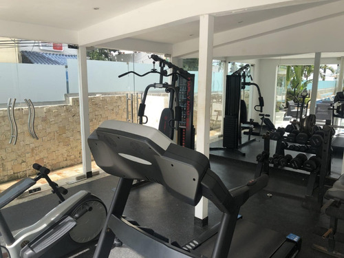 Alquiler Apartamento Amueblado De Una Habitación Con Piscina, Zona Universitaria, Santo Domingo