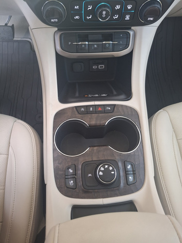 GMC Acadia 3.6 V6 Denali Awd