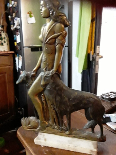 Estatua De Bronce Antigua