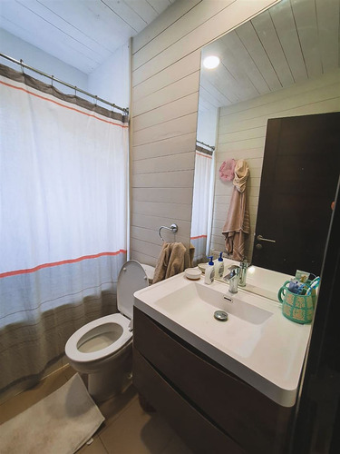 Casa En Venta De 4 Dorm. En Panguipulli