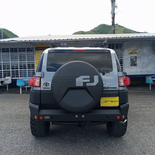 Imagen 6 de 18 de Toyota Fj