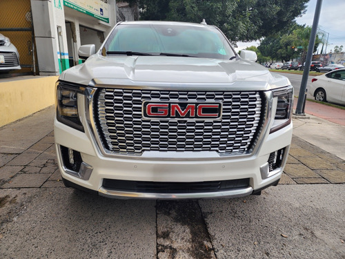 GMC Yukon 6.2 V8 Denali Xl