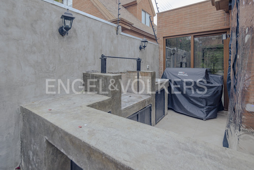 Casa En Barrio Alpino