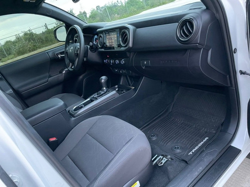 Imagen 10 de 15 de Toyota Tacoma 2019 3.5 Trd Sport 4x4 At