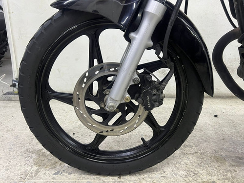 Imagen 7 de 10 de Suzuki Gs 125 2015
