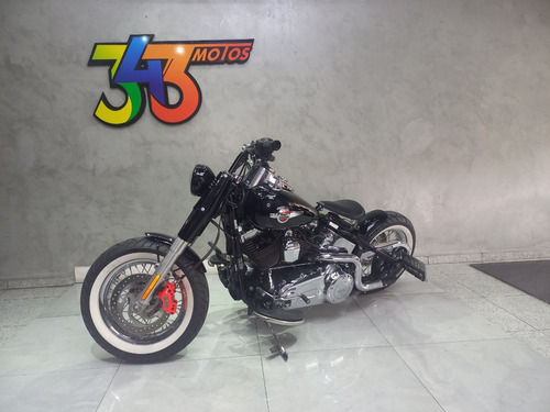 Harley Davidson  Flstc  Heritage Softail Bobber Estilizada