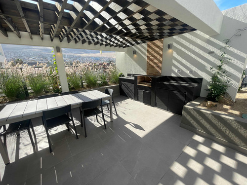 Arriendo Departamento (nuevo) Edificio Paradise Playa Brava
