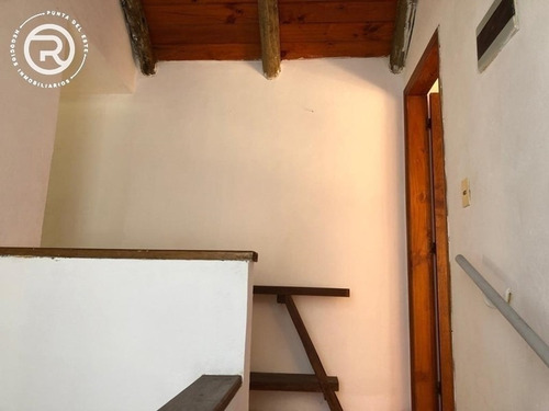 Casa En Venta En El Tesoro - Prop. Id: 5478
