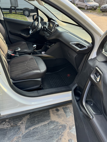 Peugeot 2008 1.6 Thp Sport