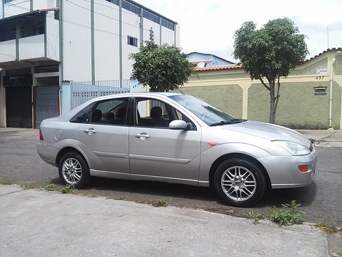 Ford Focus 2001