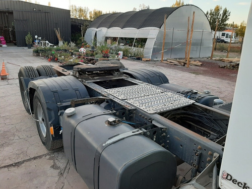 Imagen 4 de 10 de Renault Premium 2011