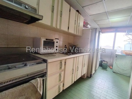 Valeria Chong Apartamento Venta Para Remodelar A Tu Gusto Barquisimeto Lara Zona Este El Parque Residencial Economico Codigo Inmobiliaria Rent-a-house 25-24629