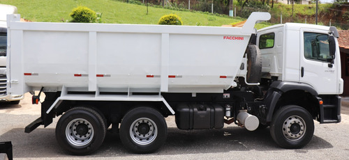 Volkswagen 26.280 - 6x4 Ano 2022 Com Cacamba Facchini 16m3