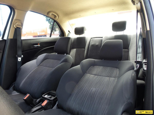 Imagen 15 de 25 de Suzuki Swift Dzire Team