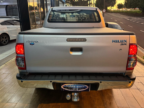 Toyota Hilux 2.7 SR 4X2 CD 16V FLEX 4P AUTOMÁTICO