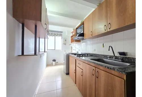 Apartamento En Arriendo En El Poblado, Cómodo Y Bien Ubicado