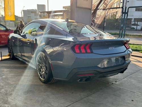 Ford Mustang 2024