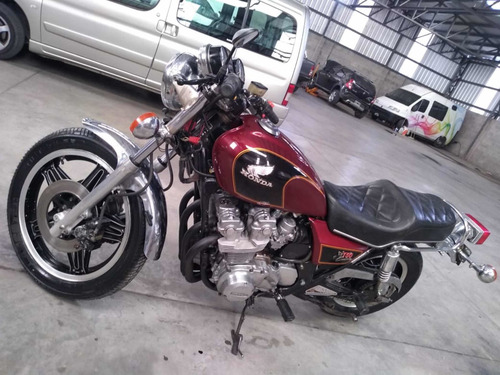 Imagen 2 de 7 de Honda Cb 750