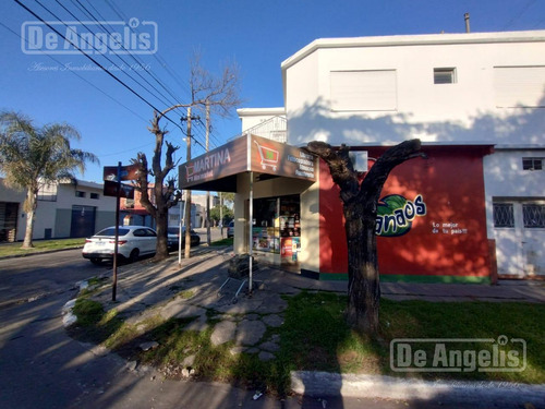 Local En Moron Sur