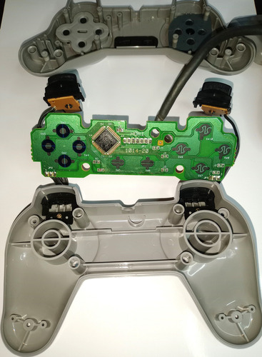Joystick Ps1 Hori Gris Japones Gris (Usado)