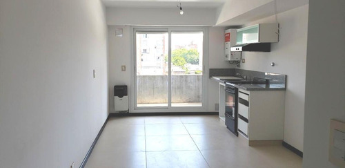 Imagen 3 de 11 de Hermoso Monoambiente En Excelente Ubicación !! Edificio Con Quincho Y Pileta!