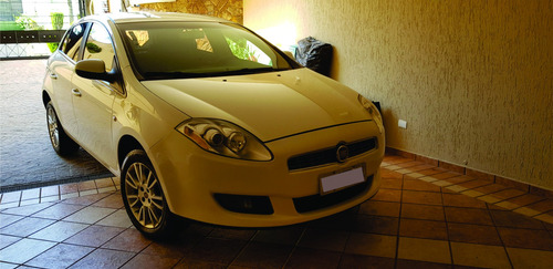 Fiat Bravo 2012 - Essence - Câmbio Manual - Flex