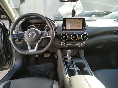 Imagen 17 de 25 de Nissan Sentra Exclusive Cvt (c)