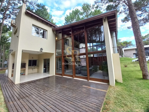 Moderna Casa En Venta En Pinamar Norte