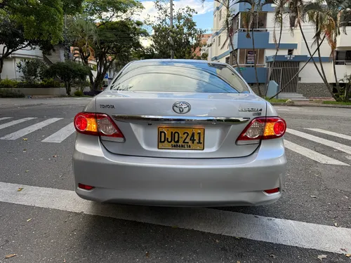 Toyota Corolla 1.8 Xei Automática