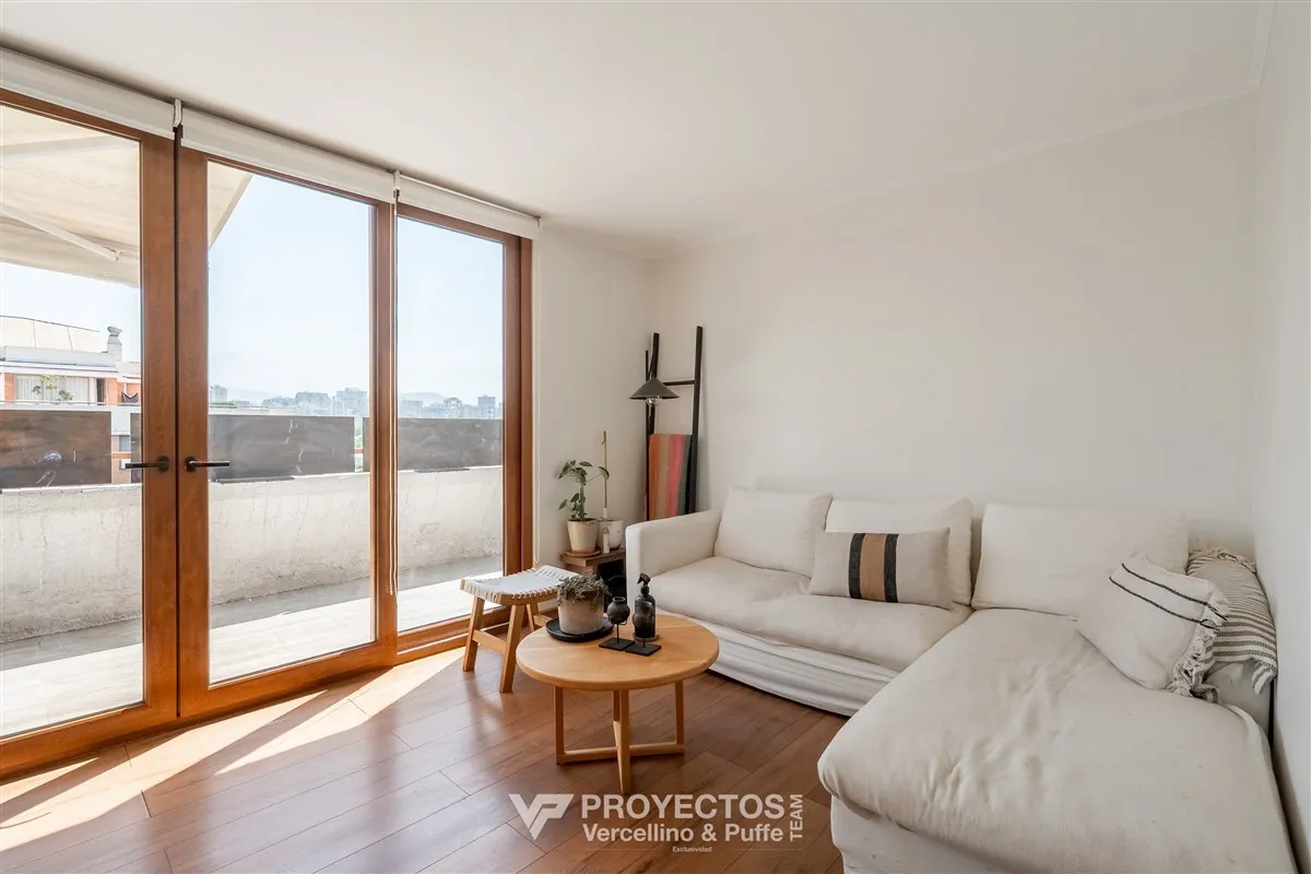 Imagen 3 de 14 de Departamento En Venta De 2 Dorm. 3 Baños En Las Condes