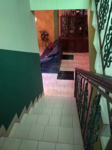 Bello Townhouse En Venta Amoblado Urb. El Castaño Sector El Samán. 002jsc