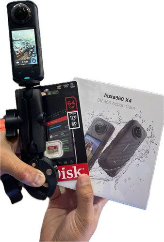 Insta360 One X4 72mp 8k + Kit Motero + Extreme Micro Sd 64gb