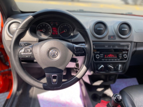 Imagem 7 de 9 de Volkswagen Saveiro 1.6 Cross Ce 16v 2015