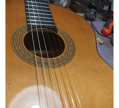 Guitarra  Admira Málaga 