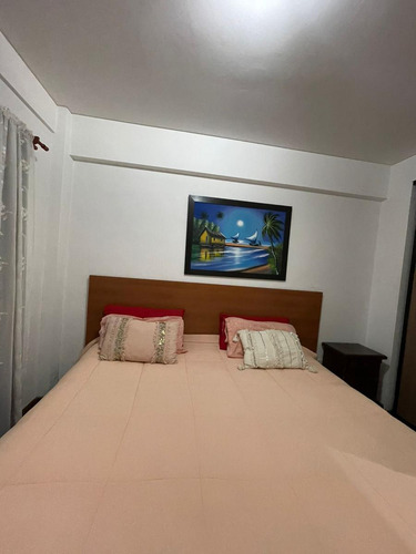 Departamento En Venta De 3 Ambientes Con Balcón Y Espacio Guardacoche- Wilde