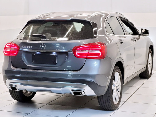 Mercedes-Benz GLA 200 1.6 CGI STYLE 16V TURBO FLEX 4P AUTOMÁTICO