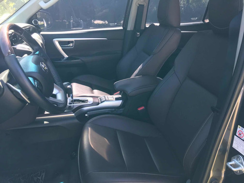 Toyota Sw4 2.8 Srx 177cv 4x4 7as At 2019
