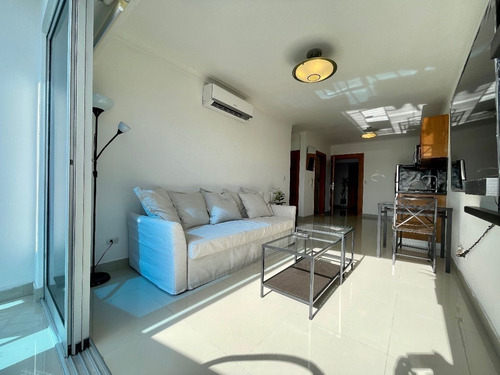 Apartamento Estudio Amueblado Con Balcon