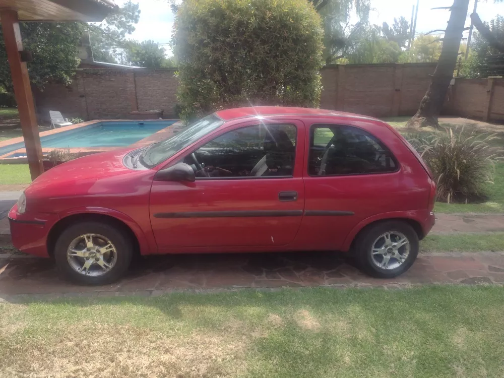 Chevrolet Corsa 1.6 Gl Aa Dh