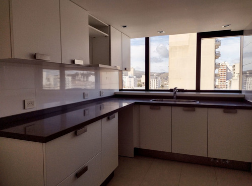 Imagen 2 de 12 de Departamento En Venta En Centro