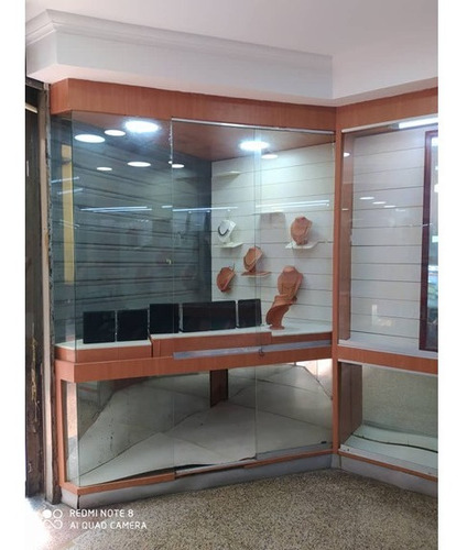Imagen 3 de 9 de Local Venta Capitolio Century 21 Plaza Francia 04125033903 Myl-g-014