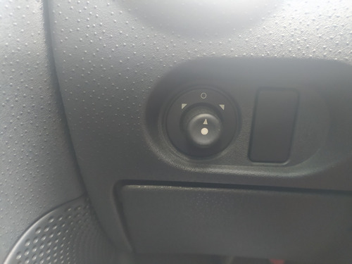 Imagem 8 de 8 de Citroën C3 1.6 16v Exclusive Flex 5p